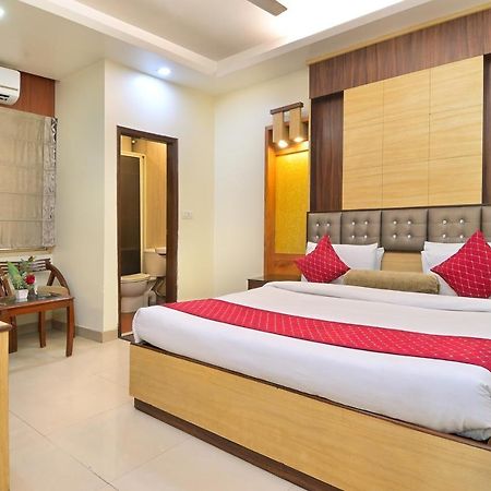 The Aster Karol Bagh Homely Atmosphere New Delhi Exterior photo