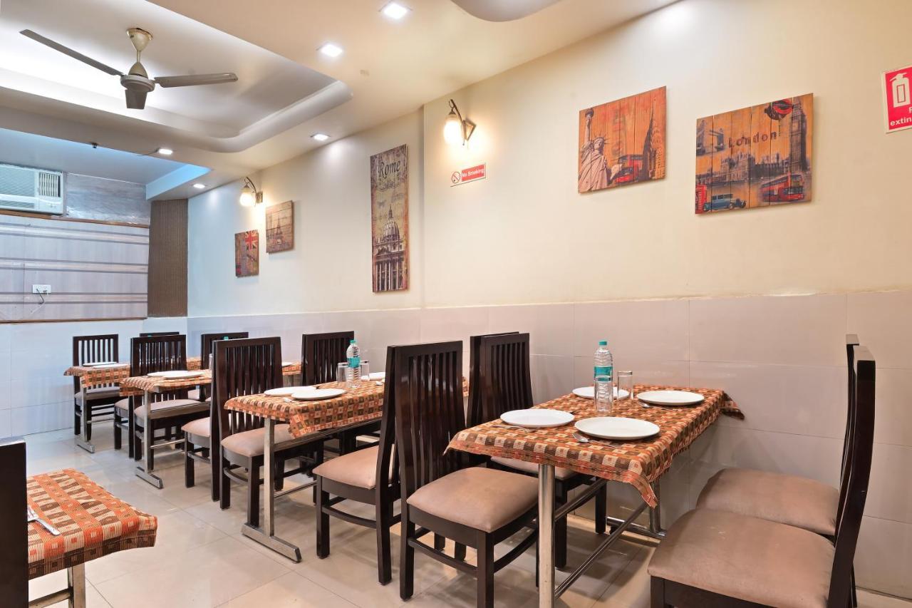 The Aster Karol Bagh Homely Atmosphere New Delhi Exterior photo
